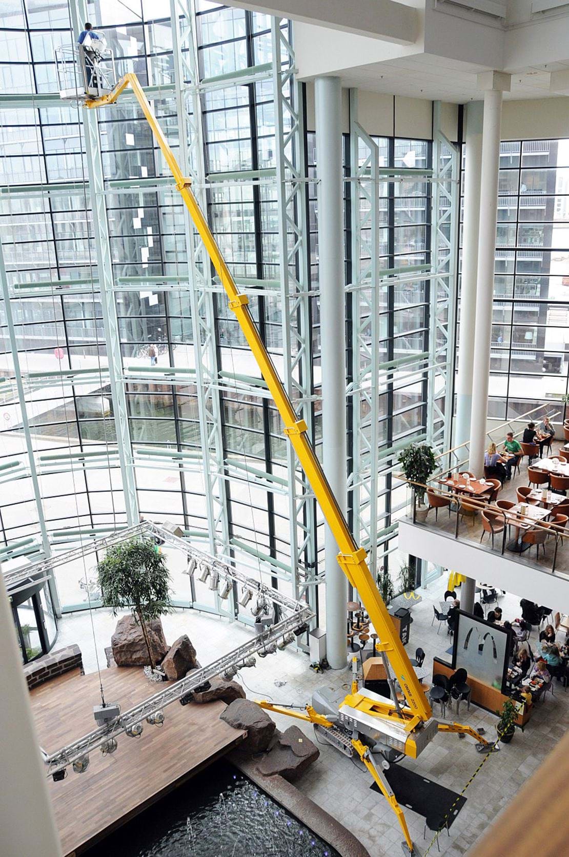 Denmark 5 Ommelift 2200 R atrium.jpg