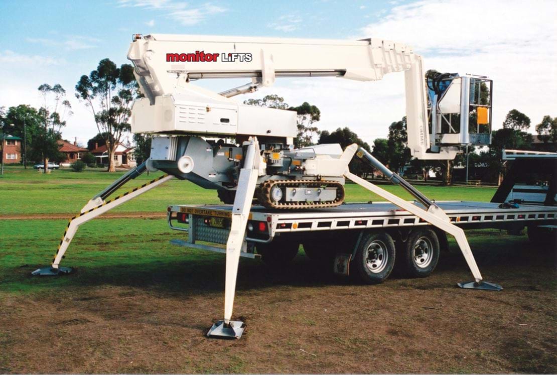 Monitor Omme 2350 Spider Lift 12