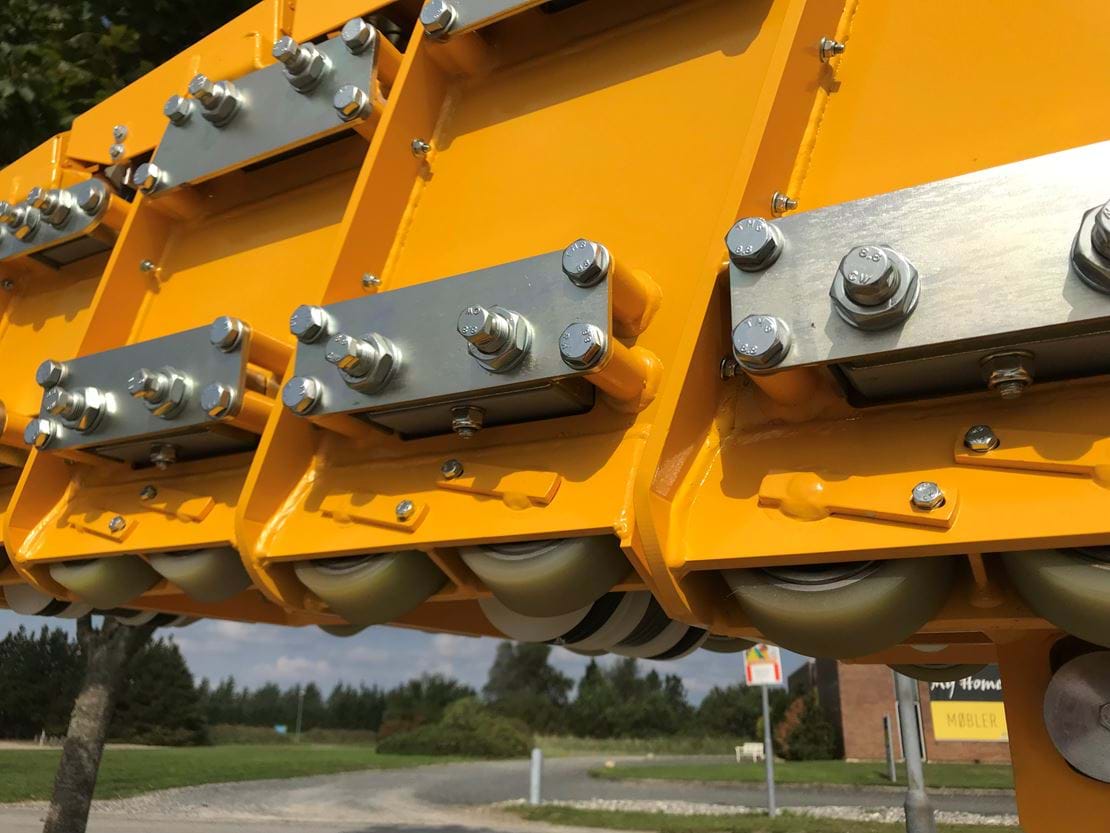 Foto 12A Telescope On Rollers