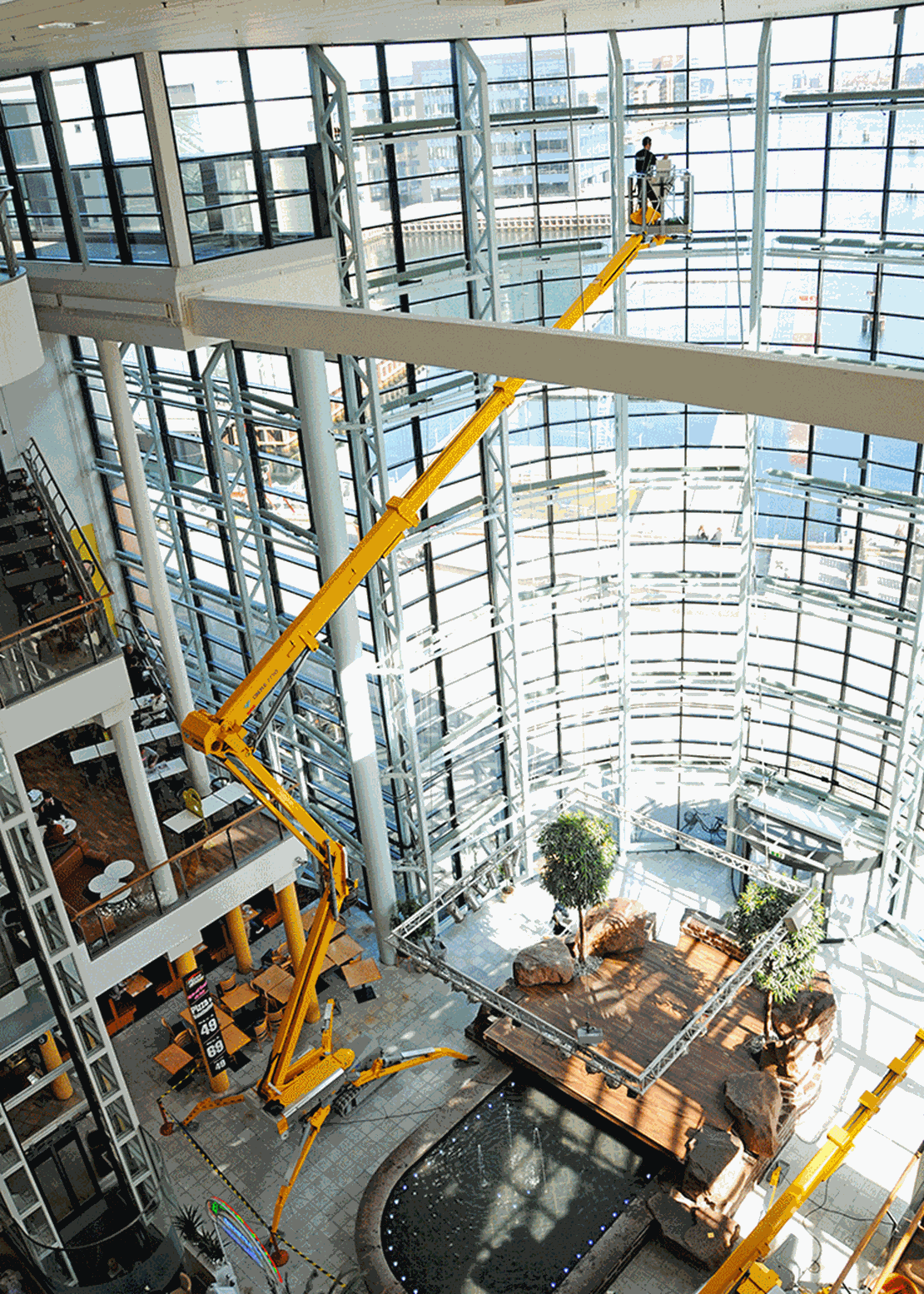 Denmark Ommelift 2750 RXJ mall.jpg